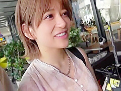 美形お姉さんがオッパイスリスリと顔面騎乗クンニのスロー痴女プレイ