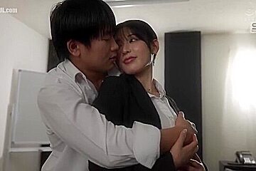 Power Outage Night: Nonstop Sex with Busty Boss x1x6BB2CC7AD75E34B853