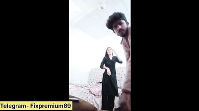Sexy Paki News Ancher Sex scandal MMS leaked – Desimms