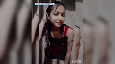 Beautiful desi college girl xxx boobs show desisex -lTelegram @ZodxKing